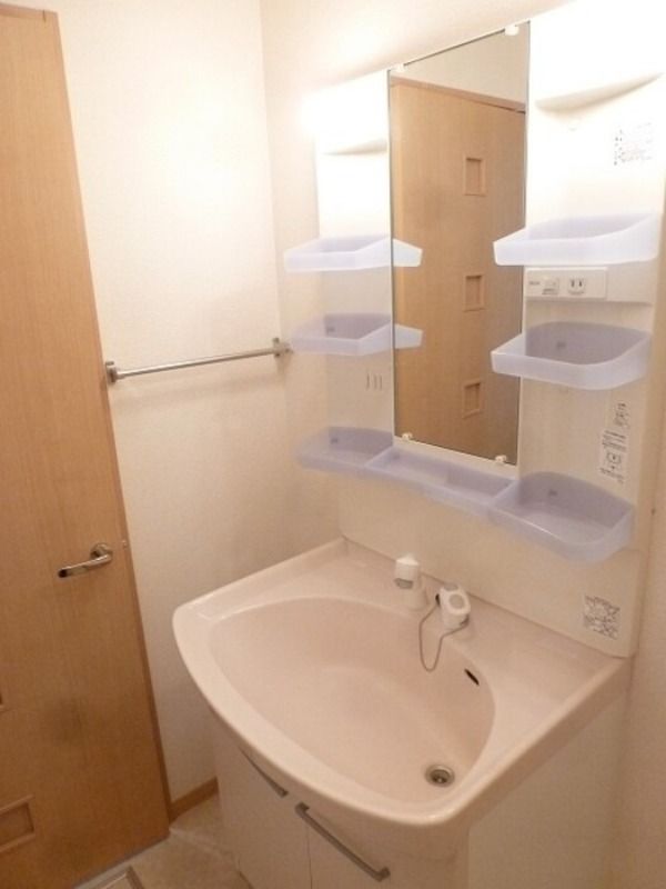 �y���ʏ��z�@�}�ʂƌ���ɑ��Ⴊ����ꍇ�ɂ͌����D��